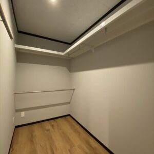 クローゼット内部(内装)