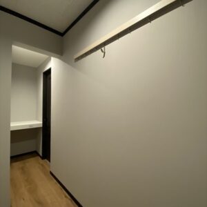 クローゼット内部②(内装)