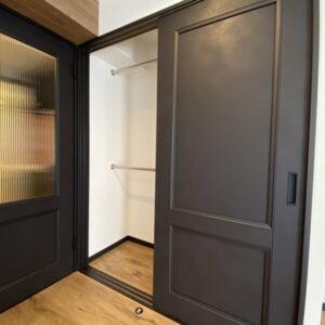 CL　左側は2階建なので短い衣類