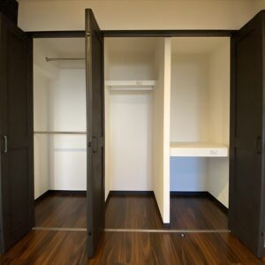 玄関側の洋室 ~CL~ 玄関側の洋室 ~CL~