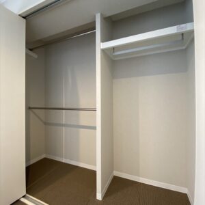 洋室 ~クローゼット~ 洋室 ~クローゼット~